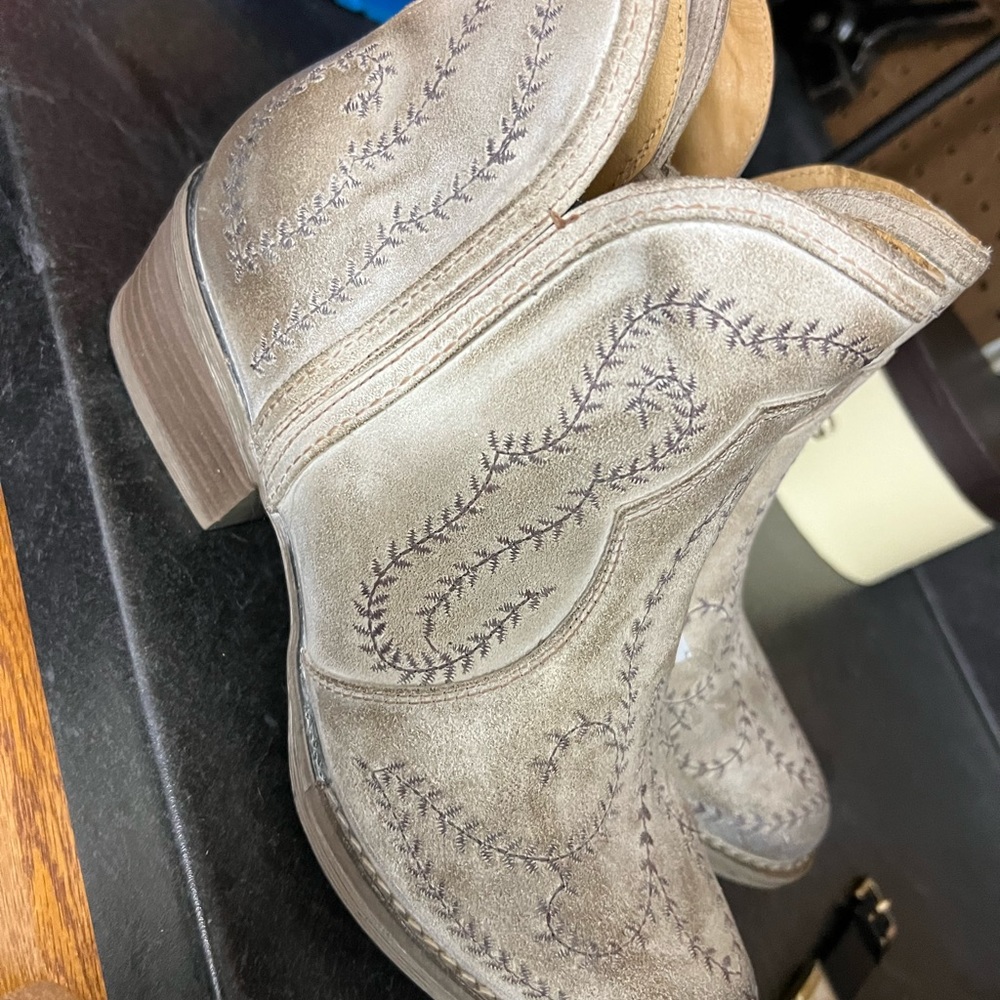 Cowboy boots from Nashville- NWT women’s